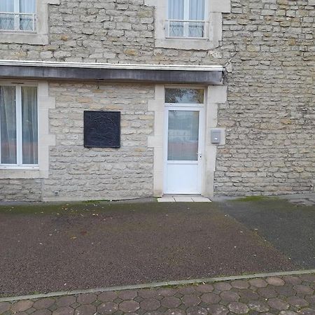 Appartement Au Bord Du Canal Montbard Exteriér fotografie