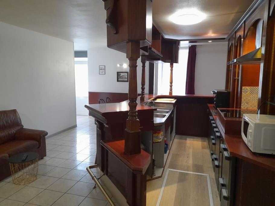 Appartement Au Bord Du Canal Montbard Exteriér fotografie